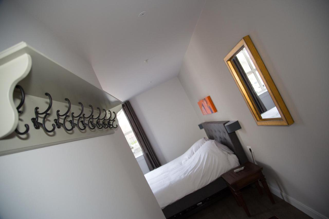 B&B groepsaccommodatie De Pastorie Lage Mierde Extérieur photo
