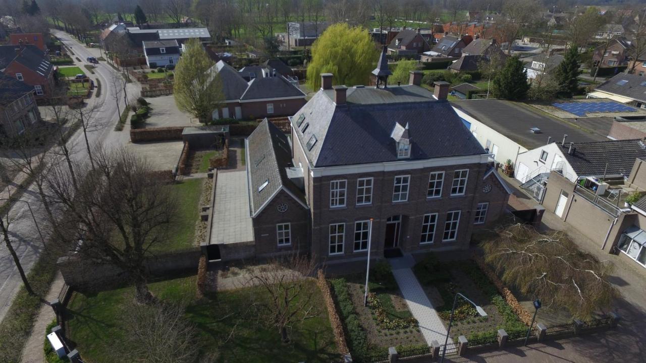 B&B groepsaccommodatie De Pastorie Lage Mierde Extérieur photo